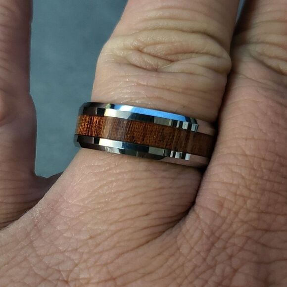 Men's Real Silver Tungsten Wedding Ring Whiskey Barrel Wood Inlay - Picture 3 of 10